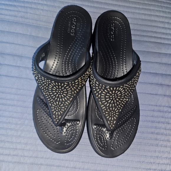 Crocs Sandals Flip Flops Dual Embellished Womens Size 11 Black Bling - Picture 2 of 7